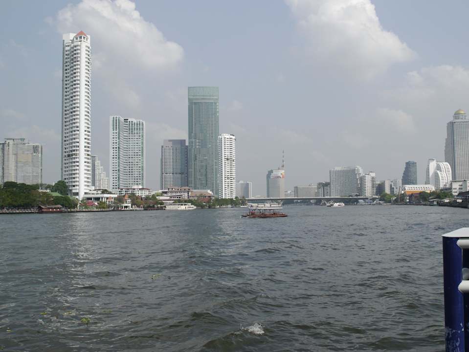 Vom Anlegeplatz Chatrium Hotel Riverside Bangkok