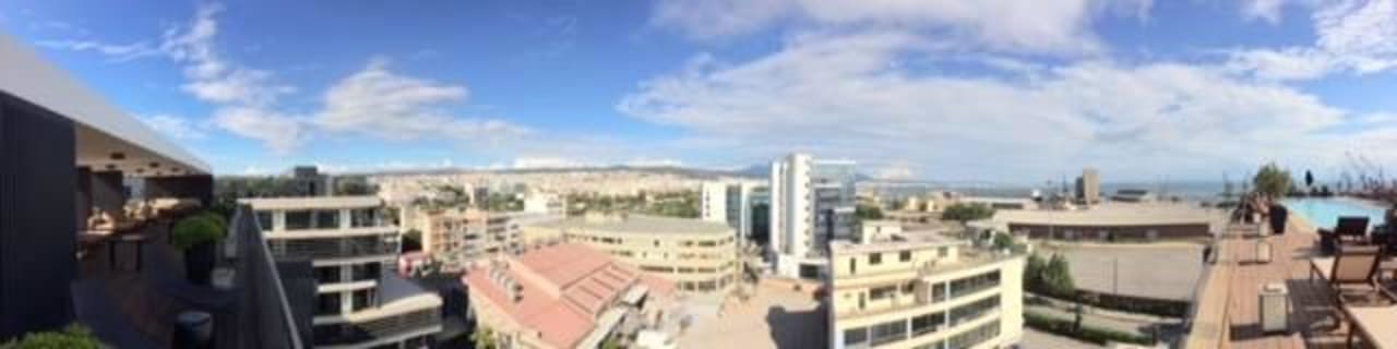Panorama z balkonu Hotel The Met