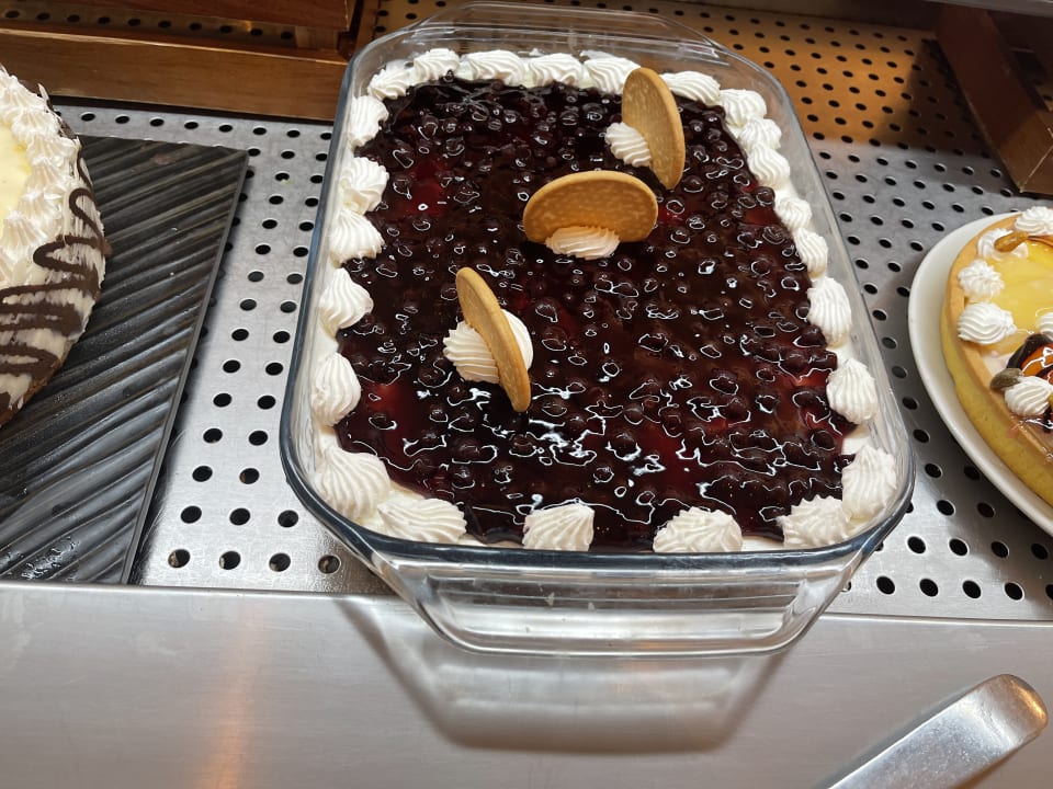 Gastro Crystal Springs Beach Hotel