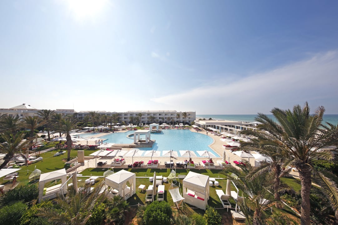 Pool Radisson Blu Palace Resort & Thalasso Djerba