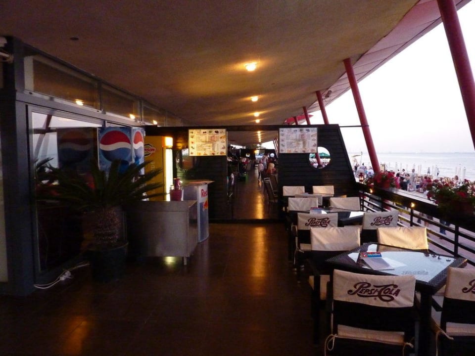 Bar, Terrasse Zenith Top Country Line Hotel - Conference & Spa