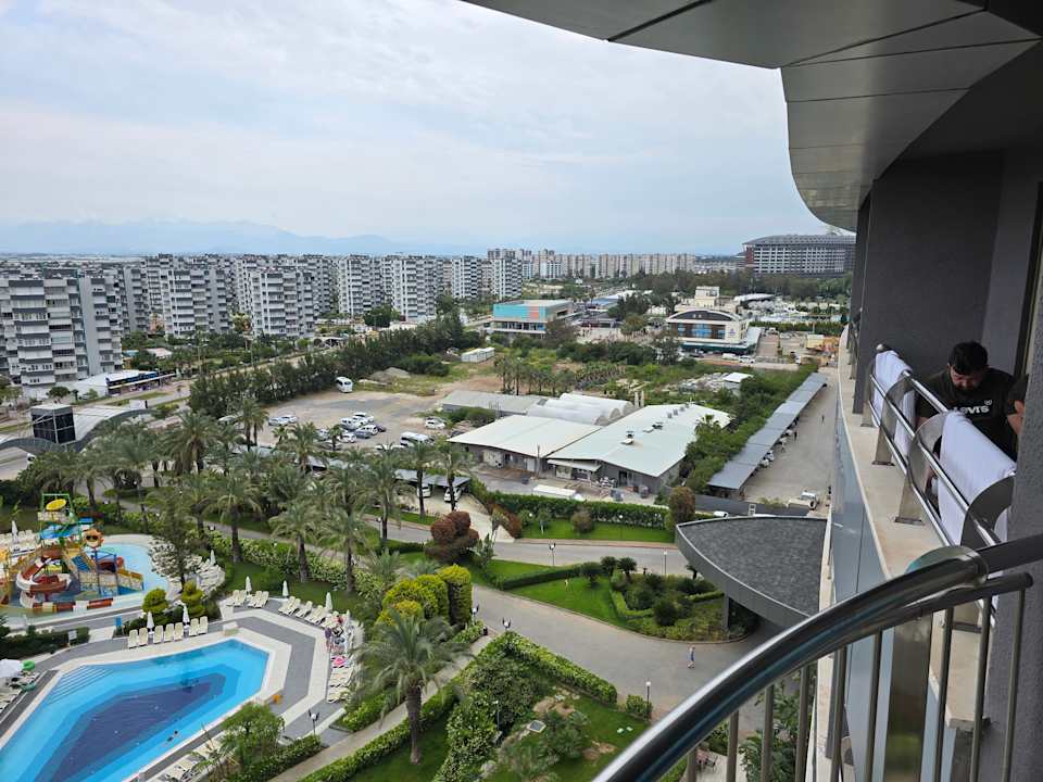 Außenansicht Royal Wings Hotel