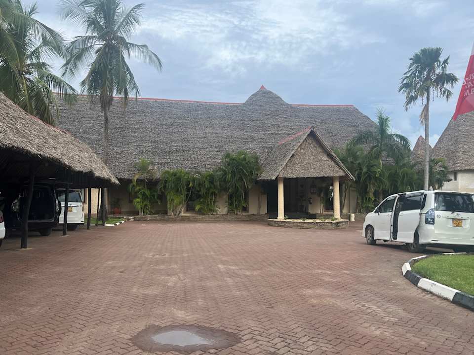 Außenansicht Neptune Village Beach Resort & Spa