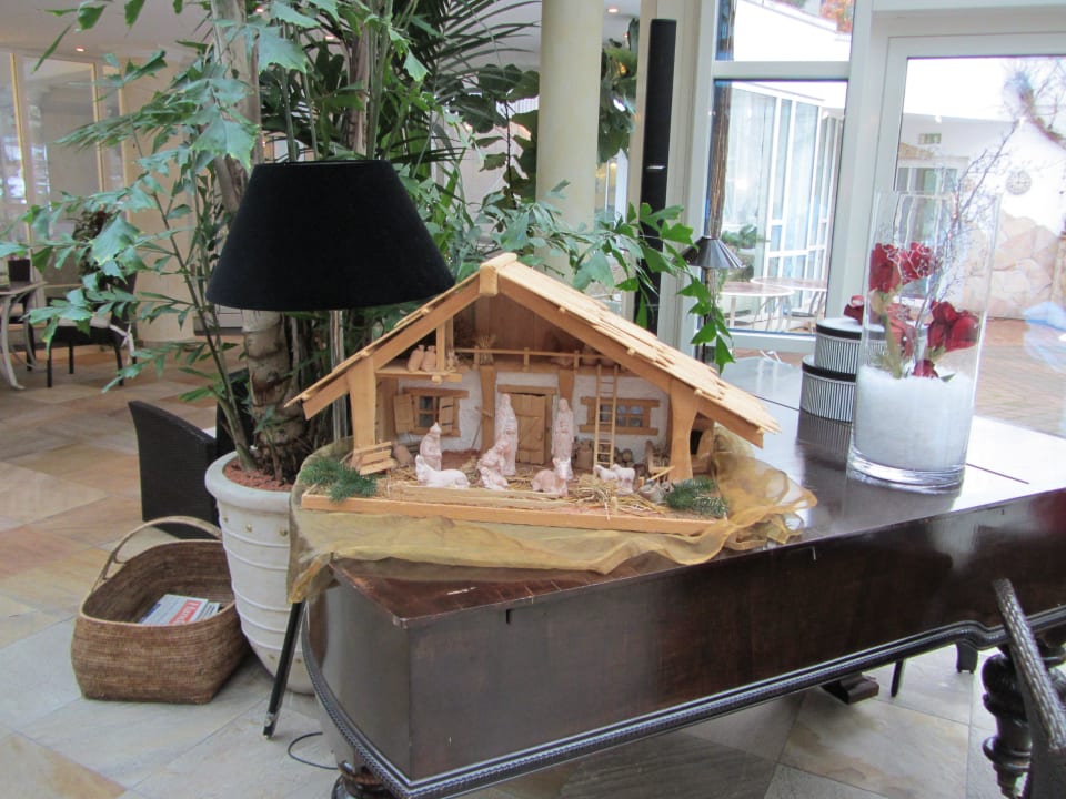 Hübsche Weihnachtsdeko Romantischer Winkel RoLigio® & Wellness Resort