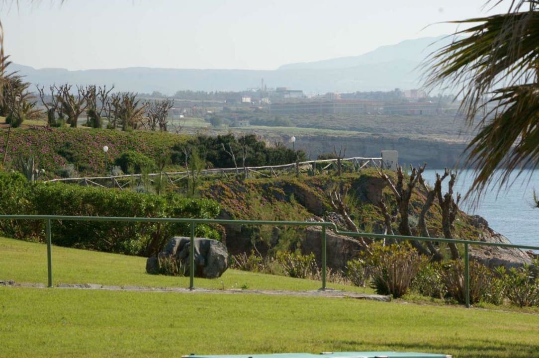 Widokna ogród, zejście na plażę Iberostar Waves Creta Panorama & Mare