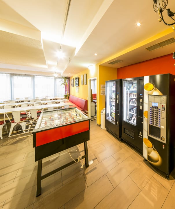 Restaurant A&T Hostel