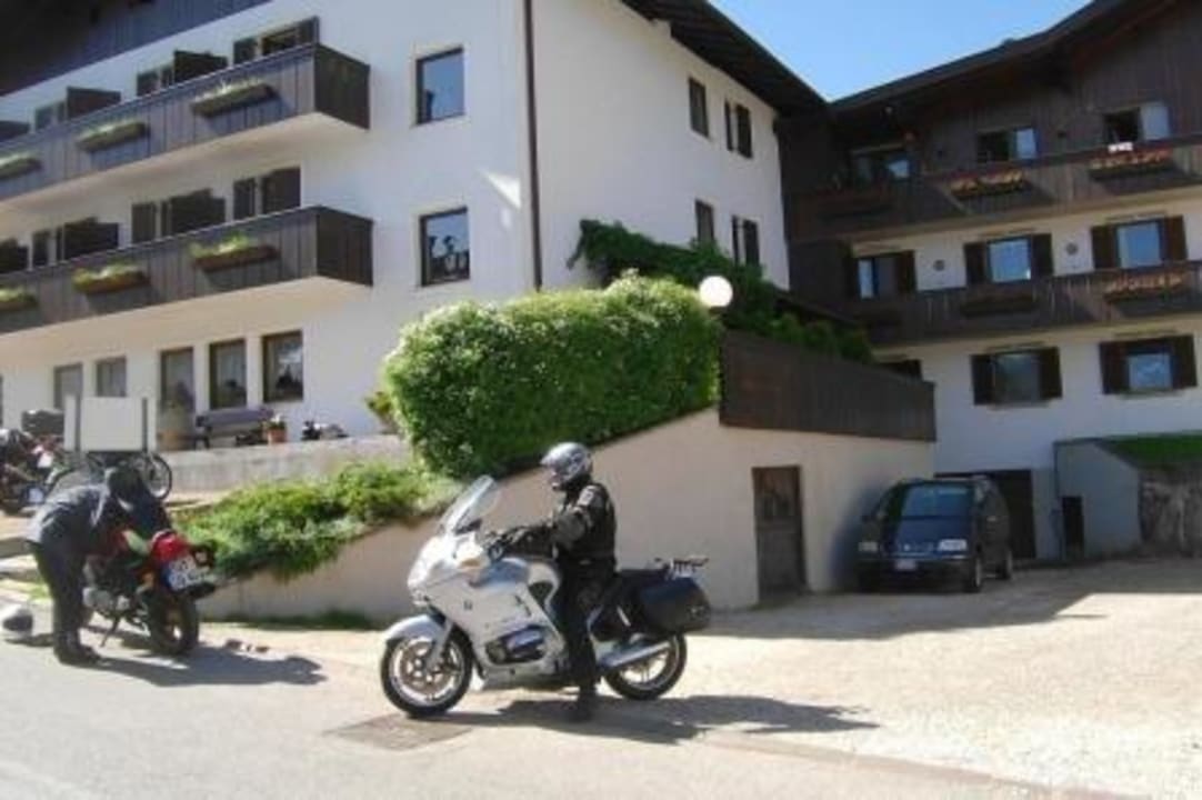 Tourbeginn Hotel Garni Savoy