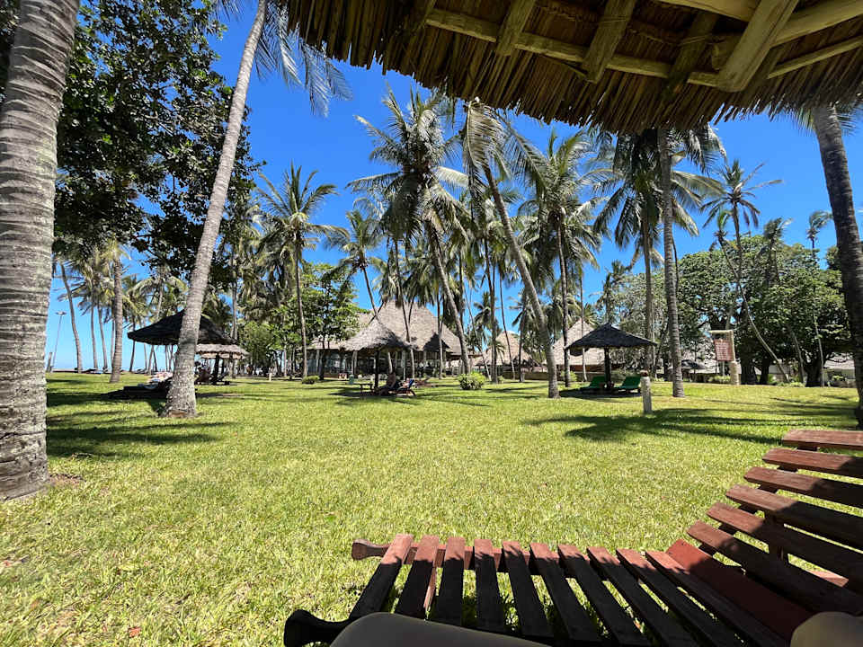 Gartenanlage Neptune Village Beach Resort & Spa