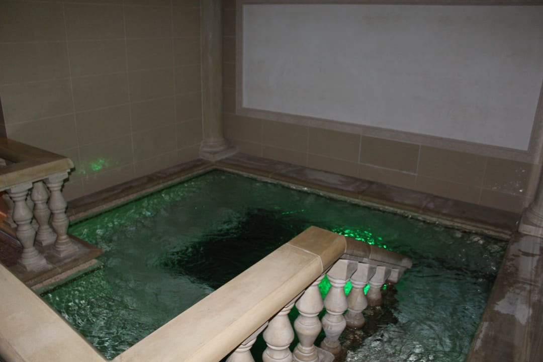 Pool Zámek Kamenný dvůr