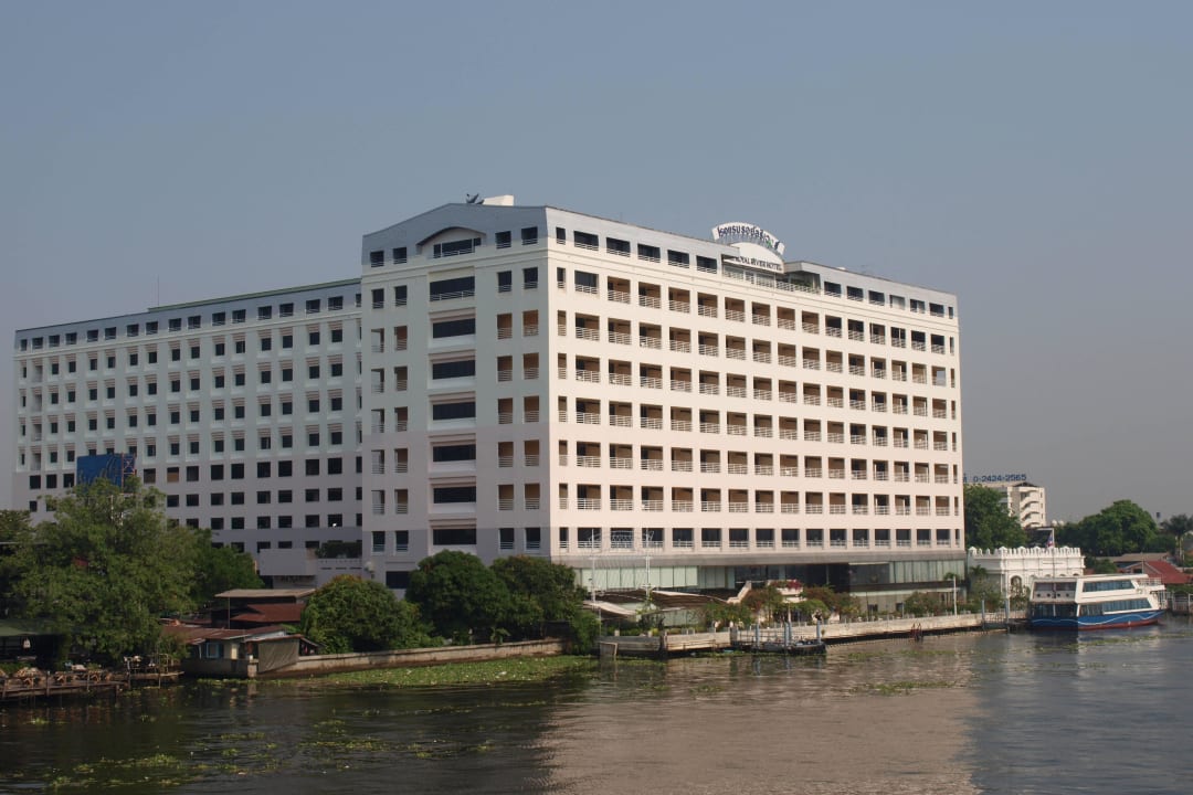 Blick auf das Royal River Hotel von der Krung Thon Hotel The Royal River