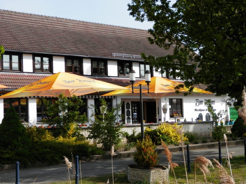 Ansicht vom Ryck her, Haupteingang Pension Zur Fähre