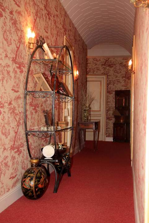 Couloir Hotel Château la Moune