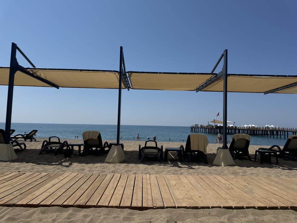 Strand Xanadu Resort Hotel