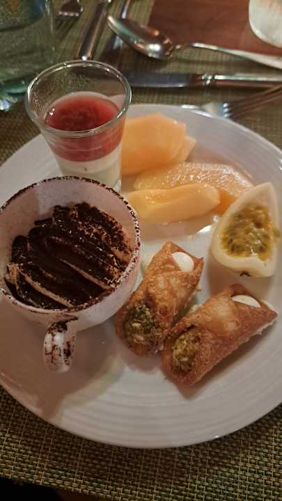 Gastro Meeru Maldives Resort Island