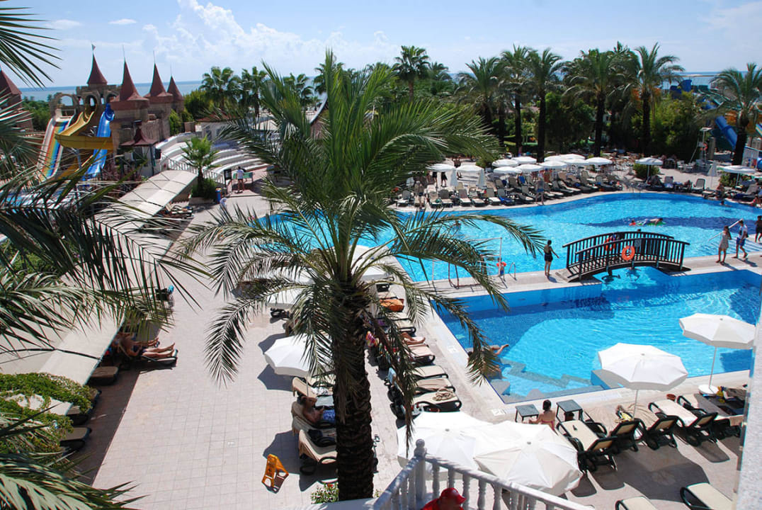 Blick vom Hotel Aydinbey Famous Resort