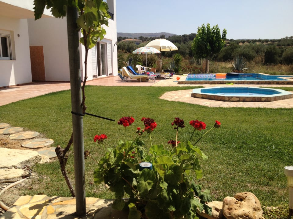 Gartenanlage Villa Cornelia