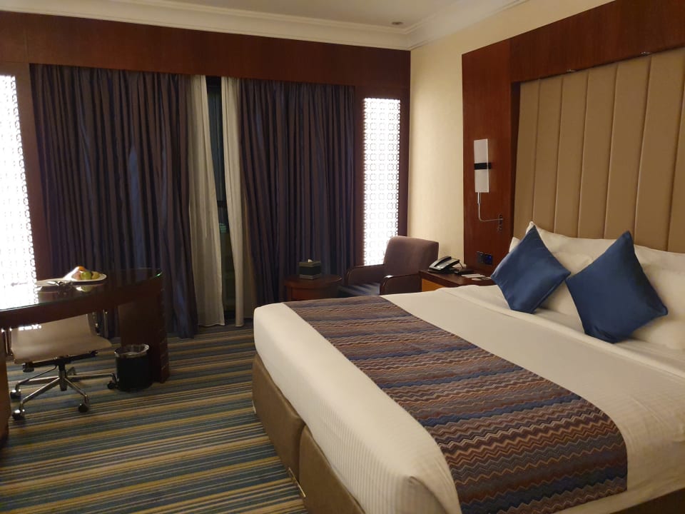 Zimmer Royal Tulip Muscat Hotel