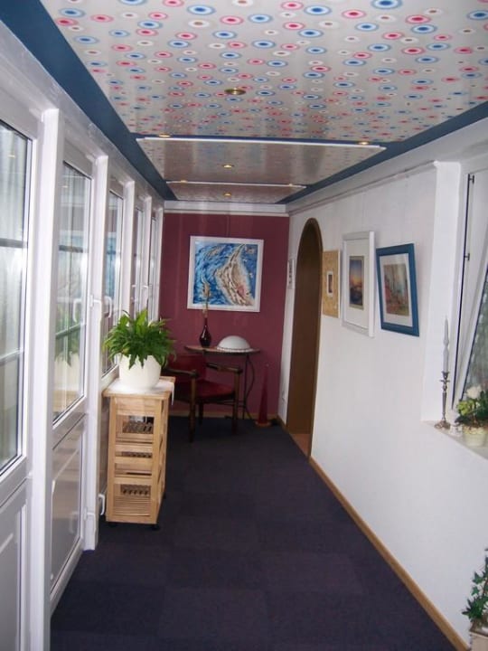 Gang zum Restaurant Vitalhotel Weisse Düne