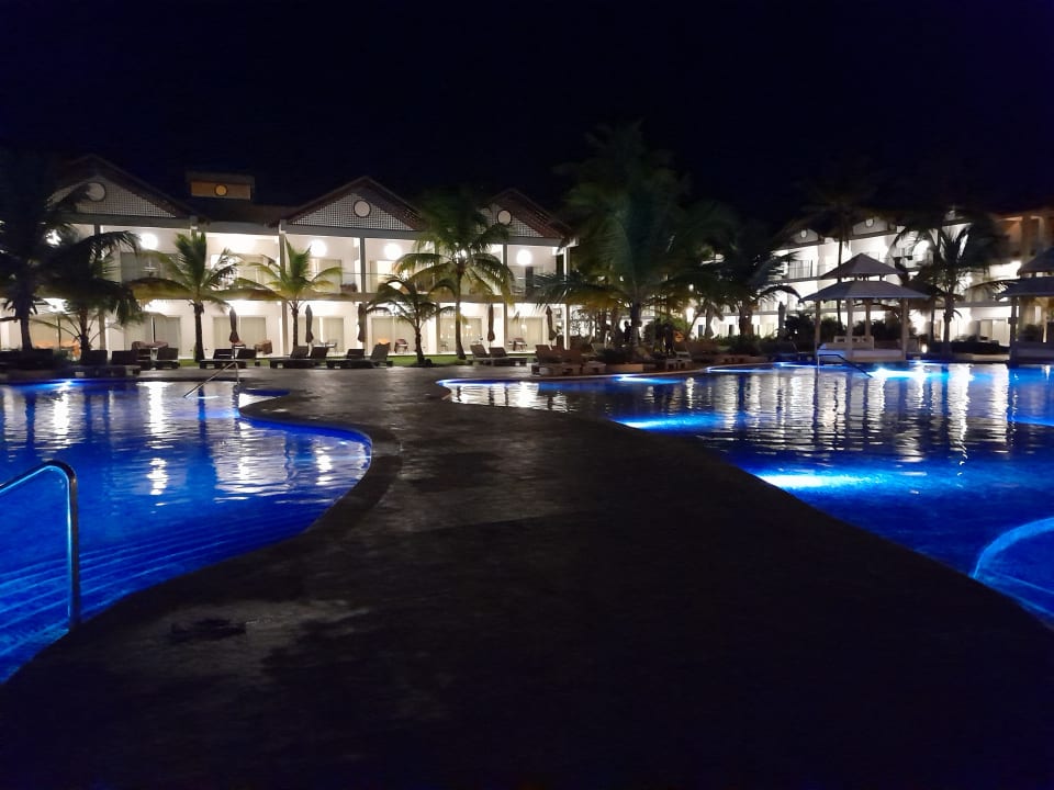 Pool Secrets La Romana Resort & Spa - Adult Only