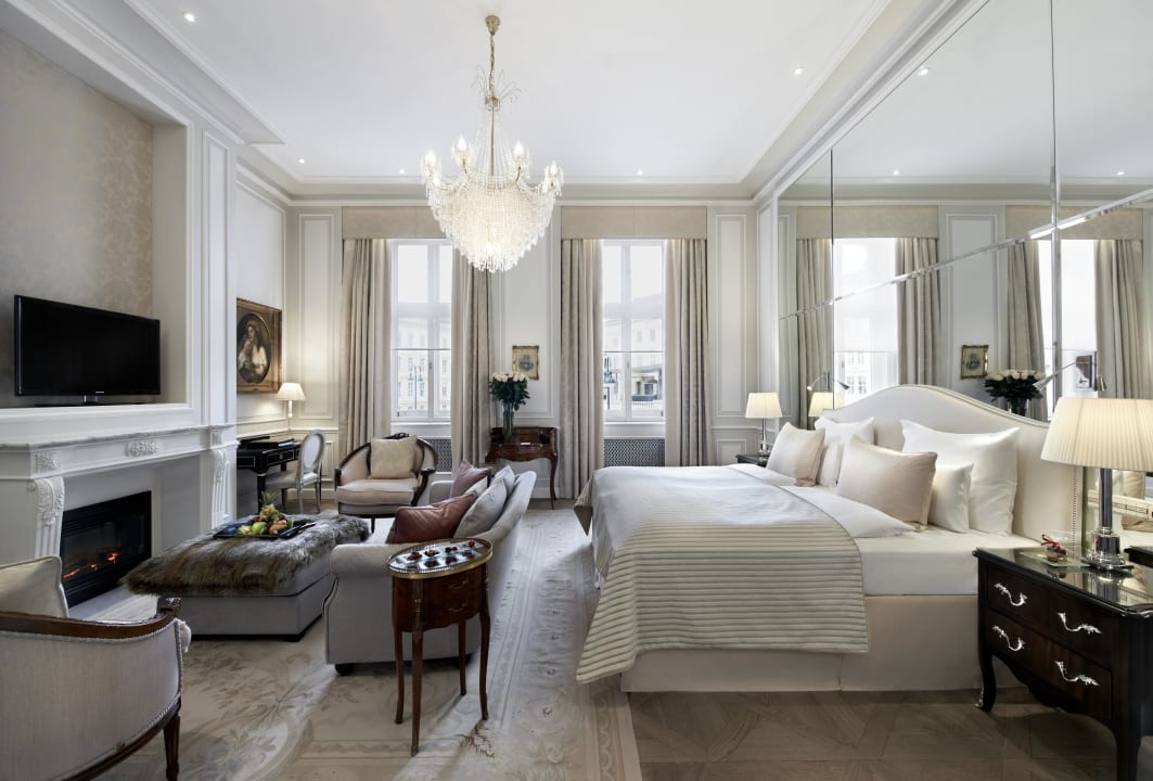 Deluxe Junior Suite Hotel Sacher