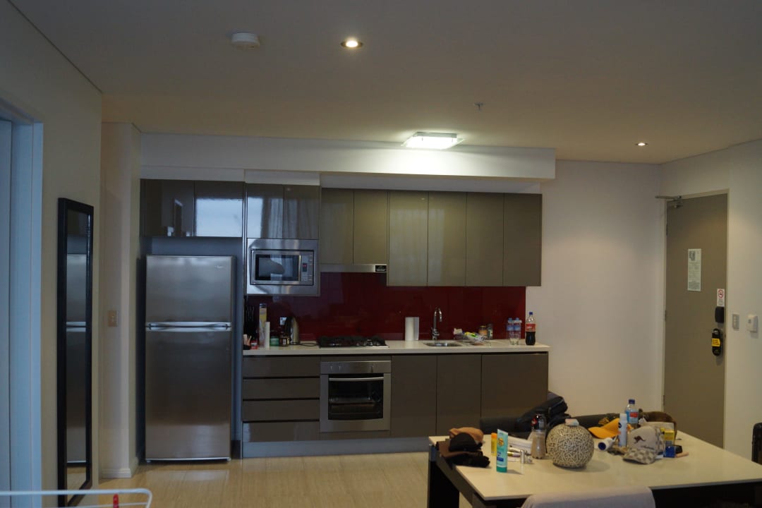 Küche und Essbereich Meriton Serviced Apartments Campbell Street