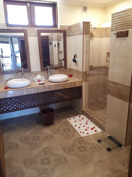 Zimmer Neptune Pwani Beach Resort & Spa