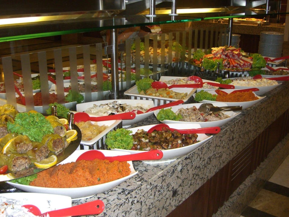 Teil des Vorspeisenbuffets Crystal De Luxe