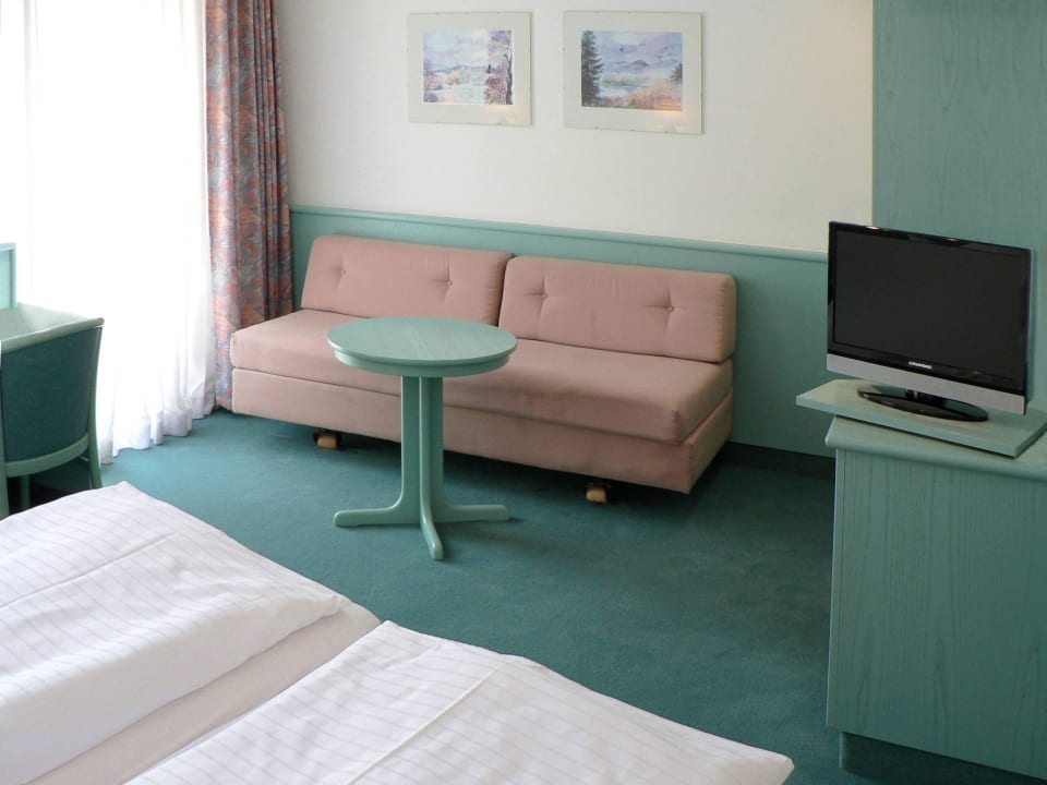 Unsere Komfortzimmer mit Couch und Balkon zum Hof Nichtraucher Hotel Till Eulenspiegel