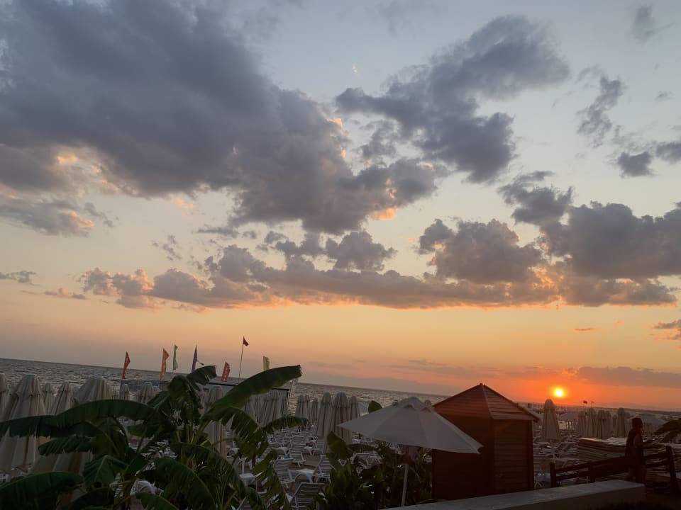 Strand Seaden Valentine Resort & Spa