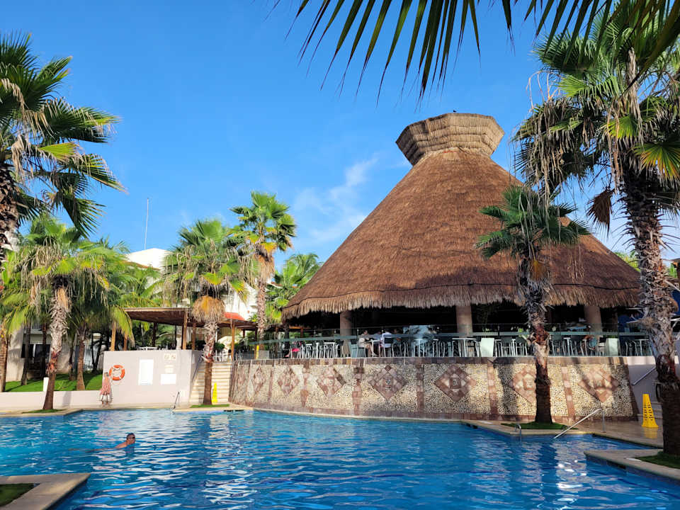Pool Viva Azteca by Wyndham - All Inclusive Resort