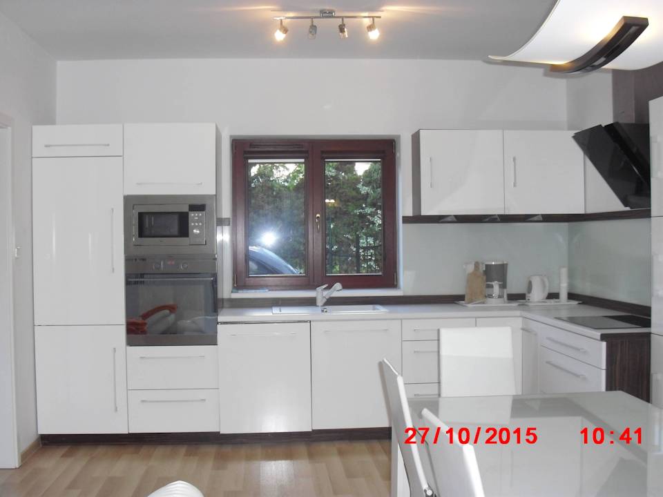 Küche, Blick vom Essbereich Ferienhaus Zacisze 1