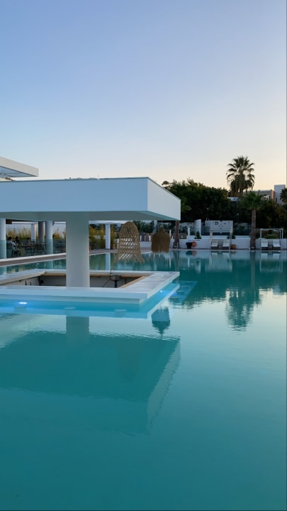 Pool White Dreams Resort & Anex