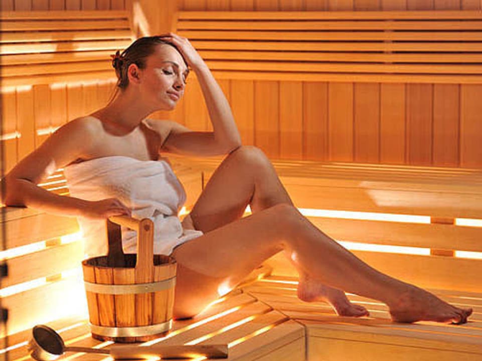 Hot steam pleasures.. Marine Hotel by Zdrojowa