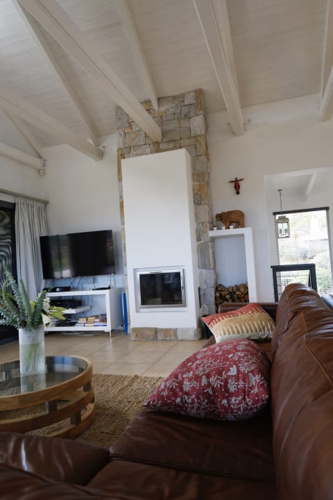 Lobby Beach Paradise Holiday Home