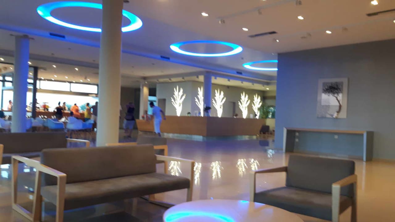 Lobby Aeria Hotel