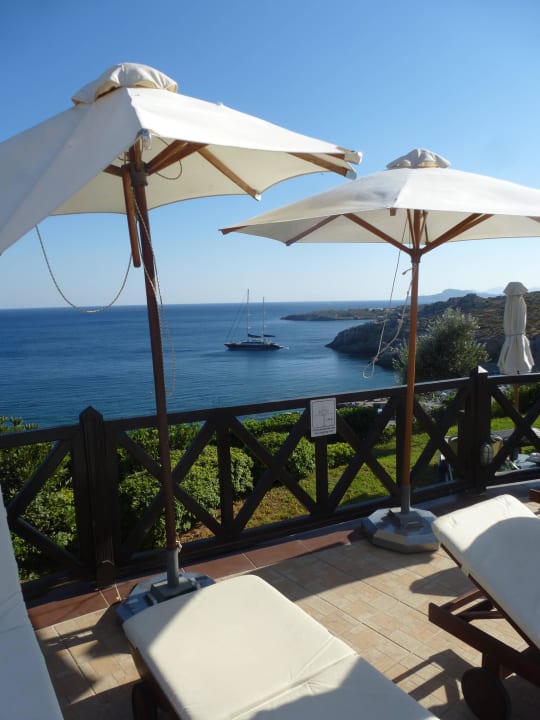 Blick von Pool Mythos Hotel Kalithea Horizon Royal