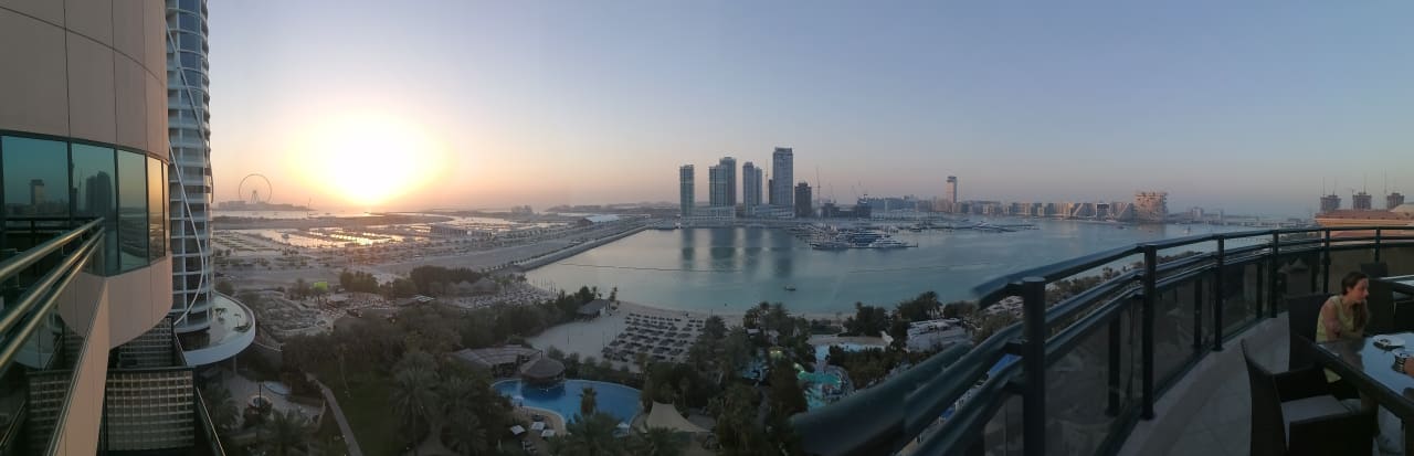 Ausblick Le Meridien Mina Seyahi Beach Resort & Waterpark