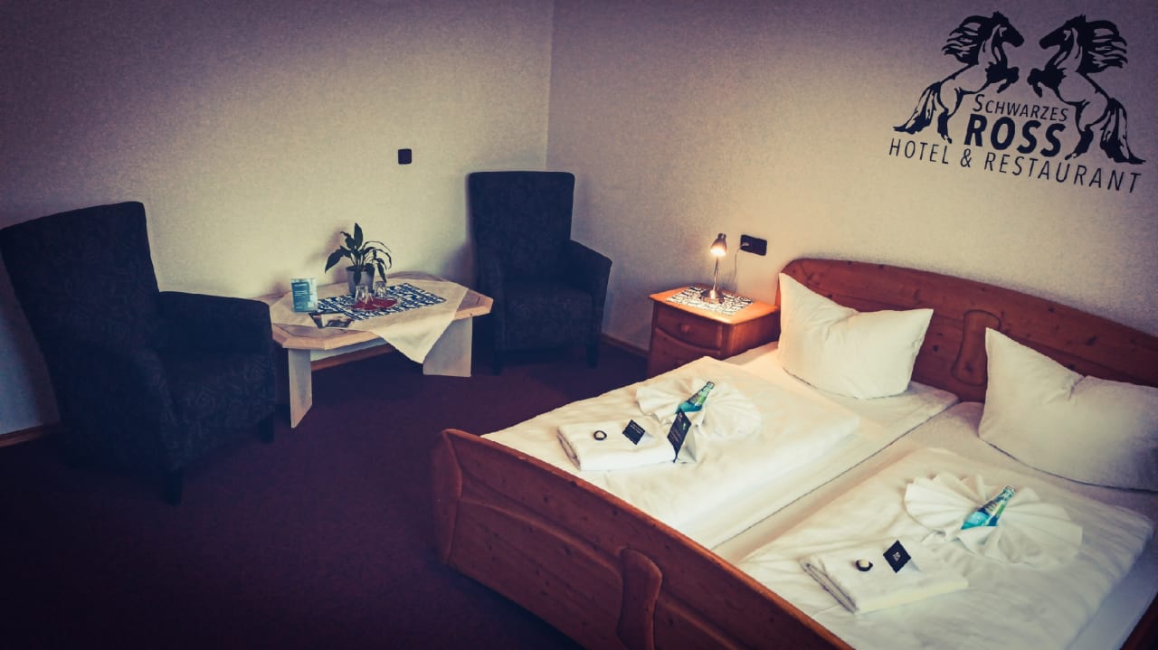 Zimmer Schwarzes Ross