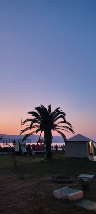 Strand Vantaris Luxury Beach Resort