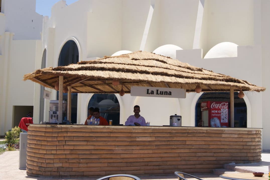 Luna Bar Coral Sun Beach