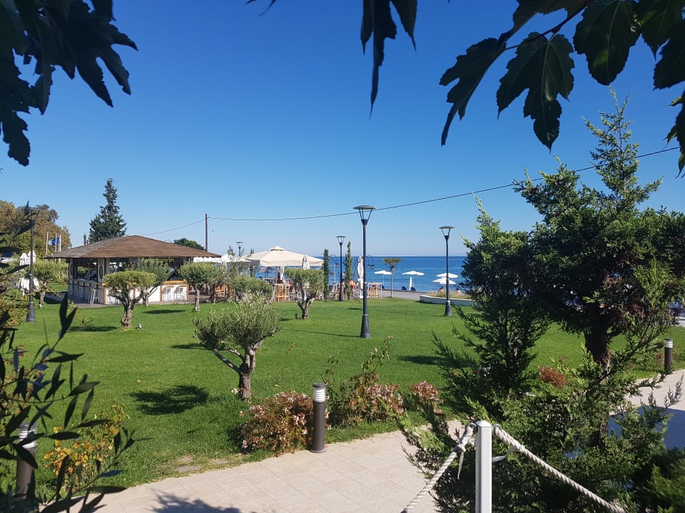 Gartenanlage alltoura Club Hotel Poseidon Palace