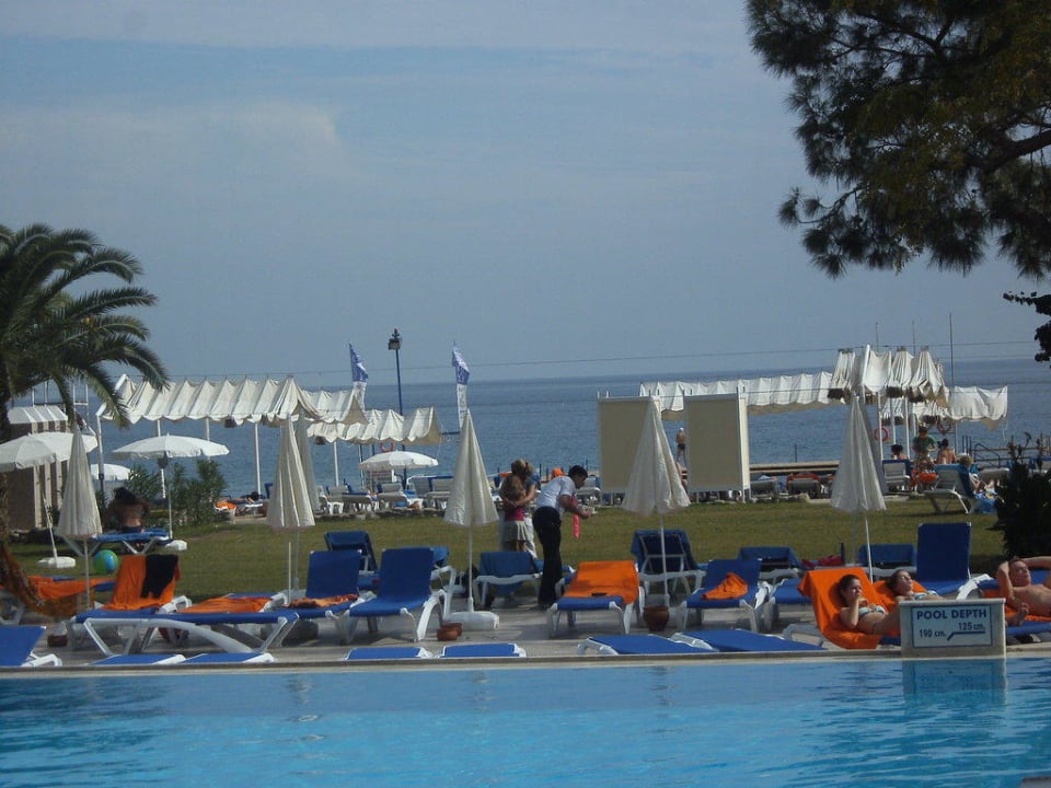 Meerblick vom Pool Ulusoy Kemer Holiday Club