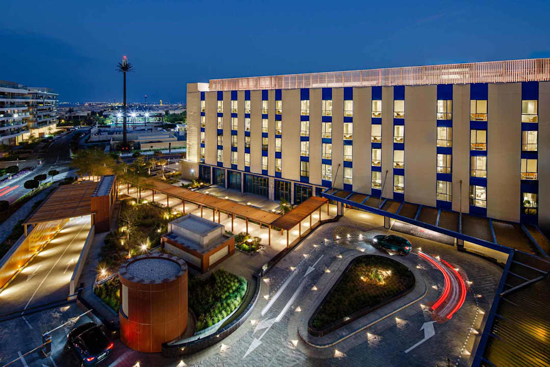 Außenansicht Millennium Residences Saadiyat Island