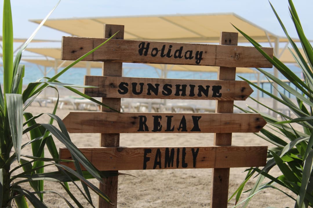 Strand Club Turtas Beach Hotel