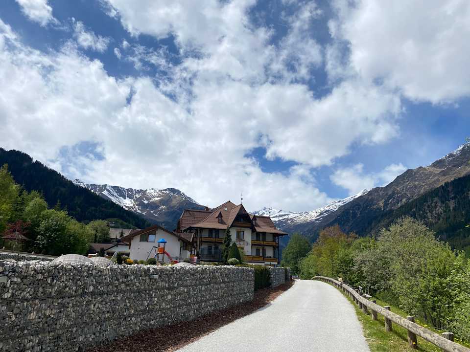 Außenansicht Sonklarhof