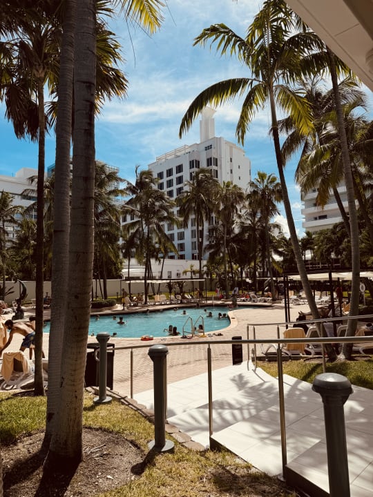 Pool Hotel Riu Plaza Miami Beach