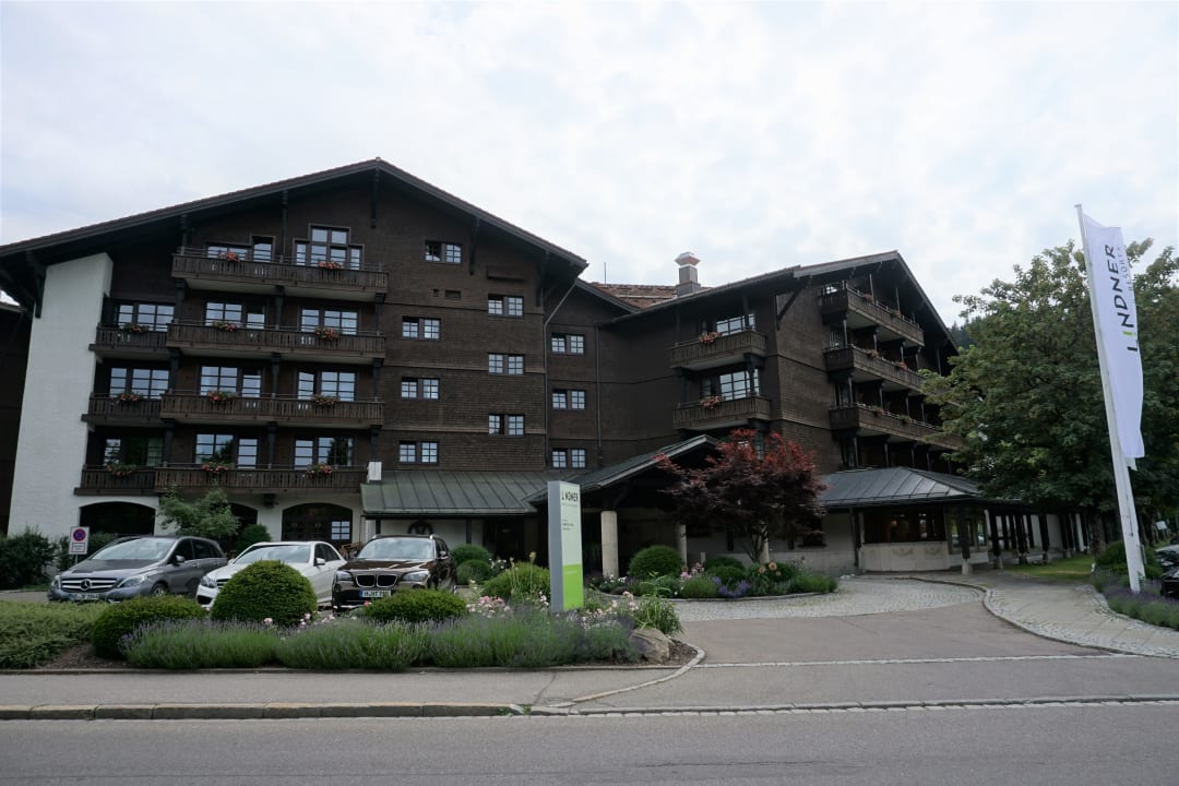 Außenansicht Parkhotel Oberstaufen