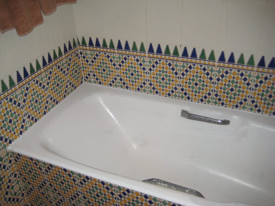 Badewanne Hotel El Mouradi Djerba Menzel