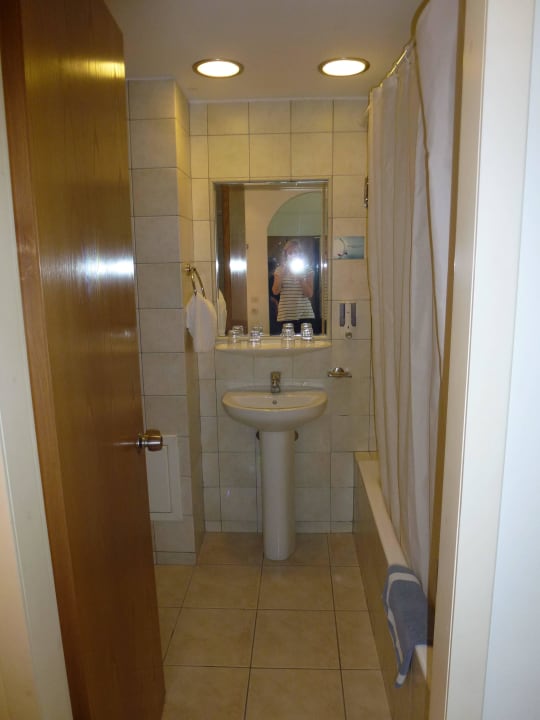 Kleines Badezimmer TUI KIDS CLUB Alex Beach