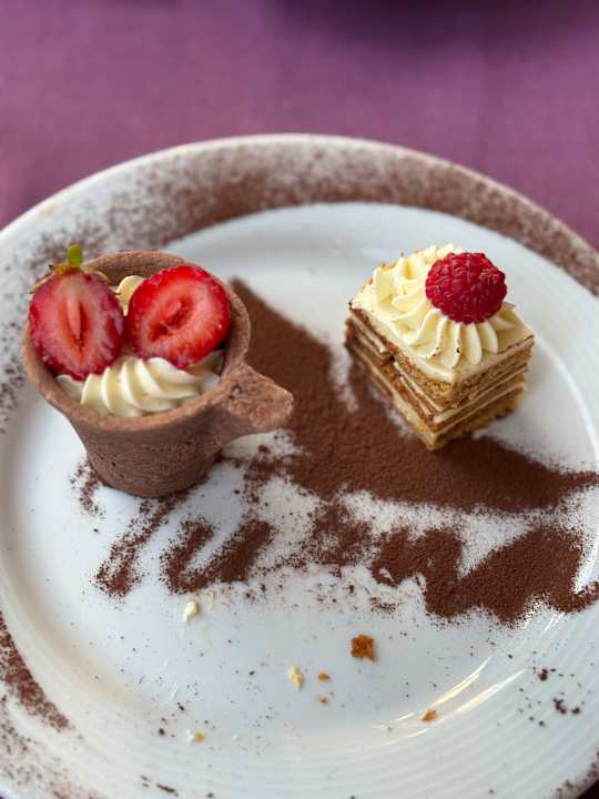 Gastro Mary Hotel Side